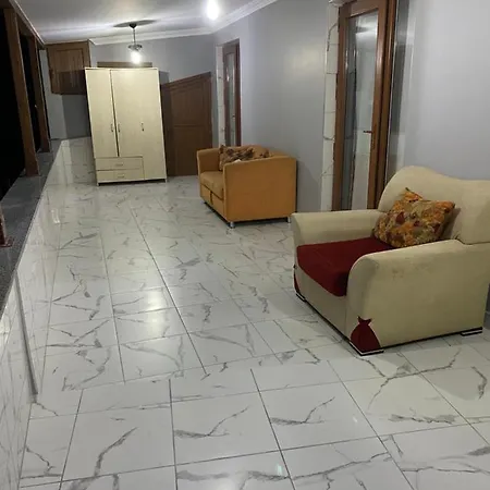 Havaalani Mavi Beyaz Apartment