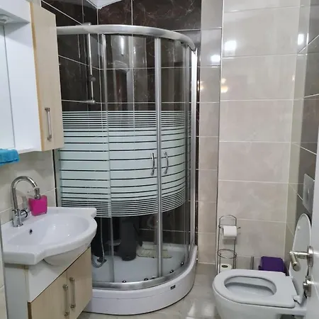 Havaalani Mavi Beyaz